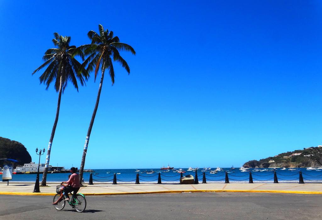 Rositas Hotel San Juan del Sur Bagian luar foto